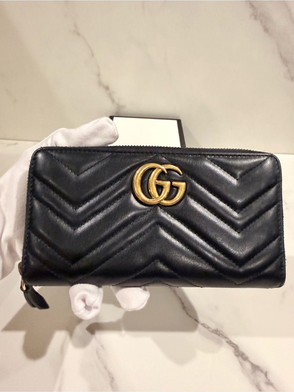 Gucci Marmont Zip Around Wallet - Picture 10 of 16
